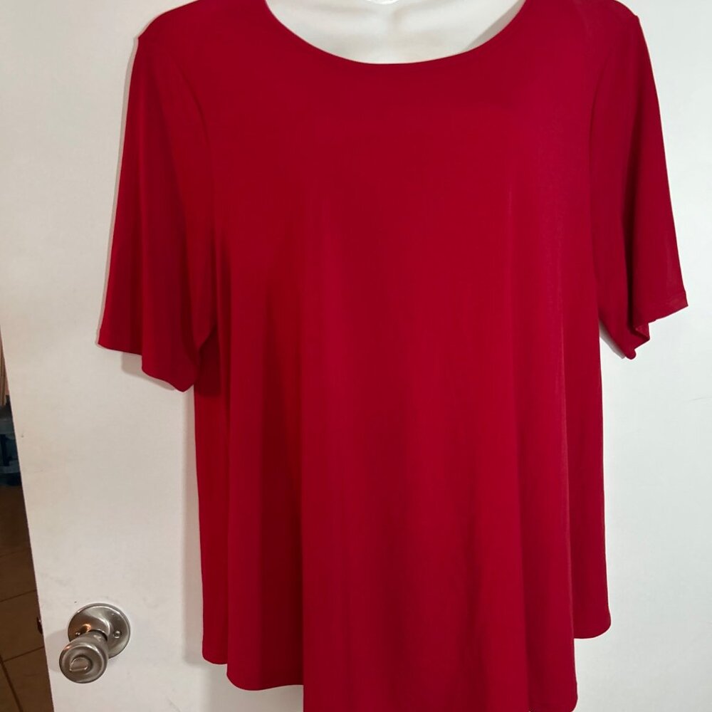 Chico's The Ultimate Short Sleeve Red Tee with a Scoop Neck Size 2